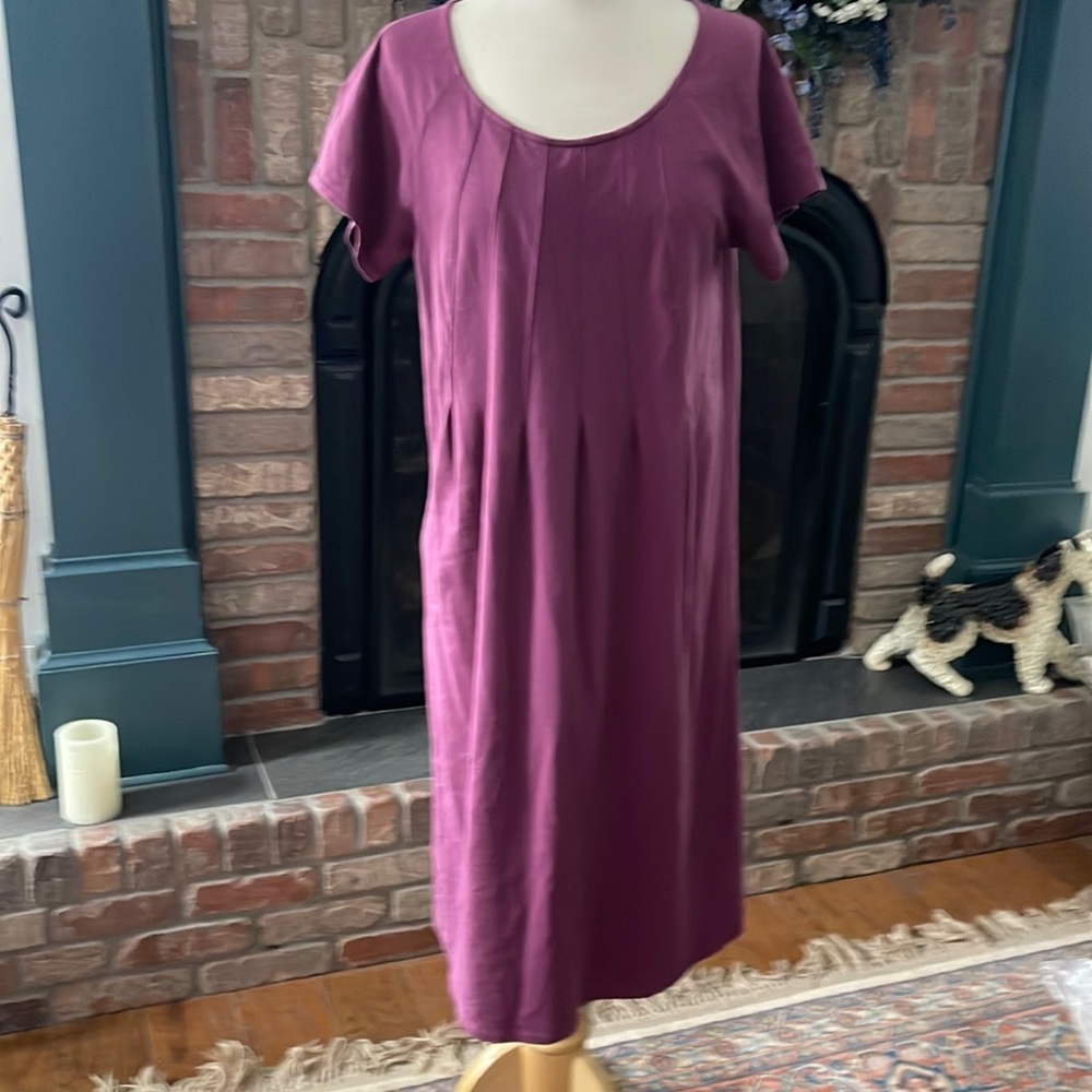 J.JILL PIN TUCKED BODICE JERSEY DRESS. SIZE M